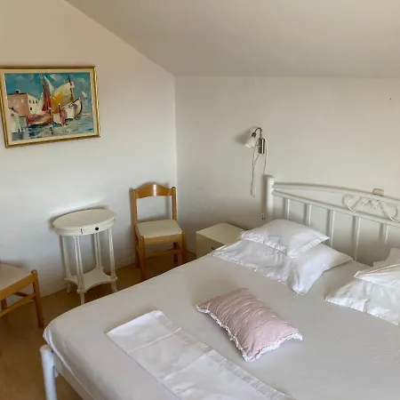 Appartement Libertas 3 *