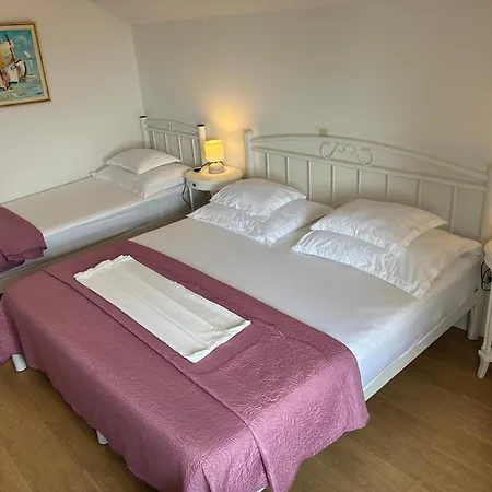 아파트 Libertas 3 *